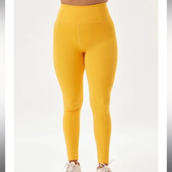 NWT GC high rise compressive legging, citrine/yellow, small, pocketless - Picture 1 of 4